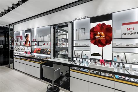 how many chanel boutiques are there in the us|Chanel fragrance store.